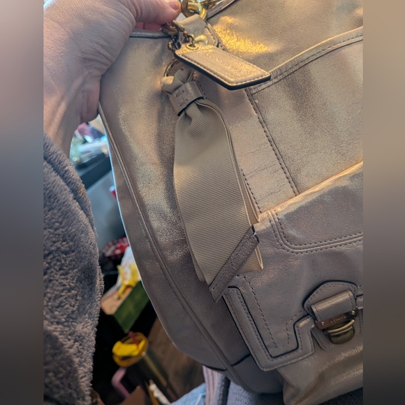 Coach Poppy 17924 Pushlock Leather North South Tote - Picture 4 of 12